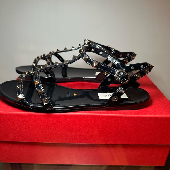 BLACK RUBBER STUDDED VALENTINO SANDALS [WOMENS SIZE 9] - Picture 6 of 11